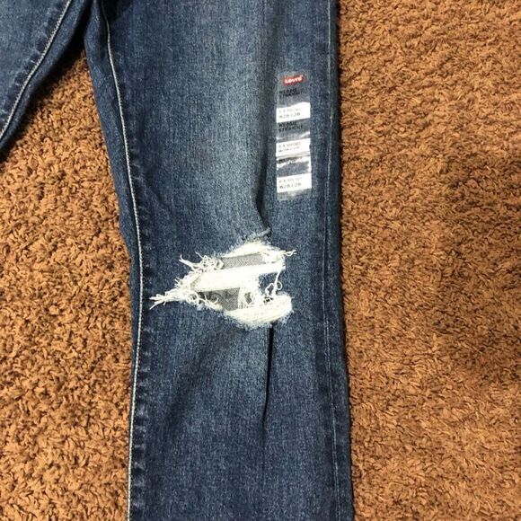 New Levi’s Queen of the Meadow Distressed High Waist Straight Leg Jeans For Wome - Picture 6 of 12